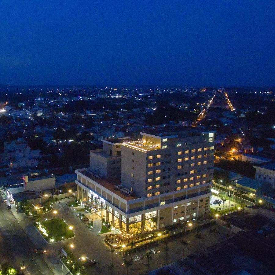 Sunrise Hotel Tây Ninh Extérieur photo